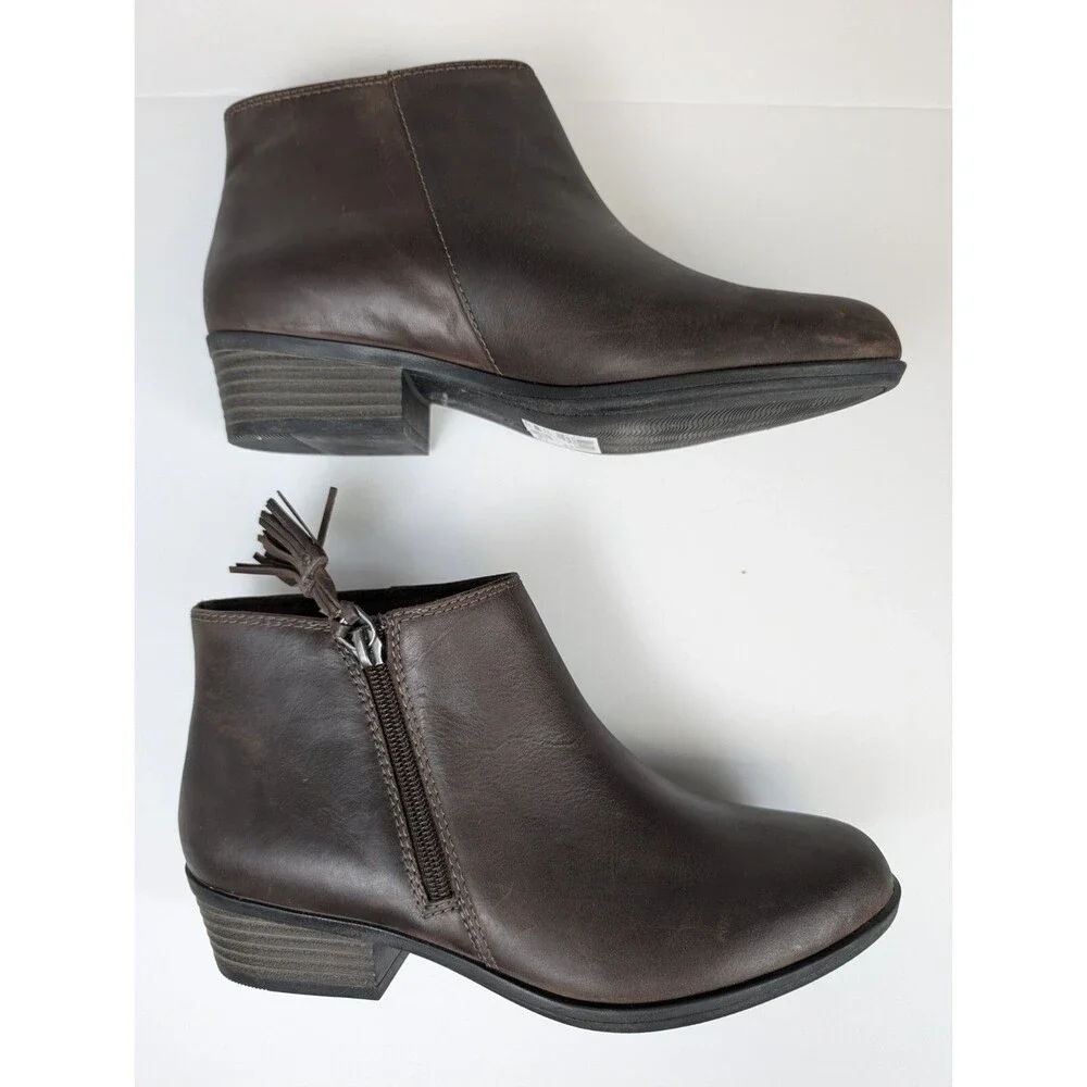 Clarks Addiy Terri Shoes Womens Size 6.5 M Brown Ankle Leather Bootie Tassel Zip
